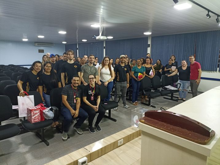 Docente da Unipar fala sobre gestão de carreiras no Colégio Estadual.