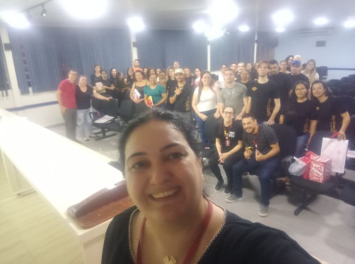 Docente da Unipar fala sobre gestão de carreiras no Colégio Estadual.