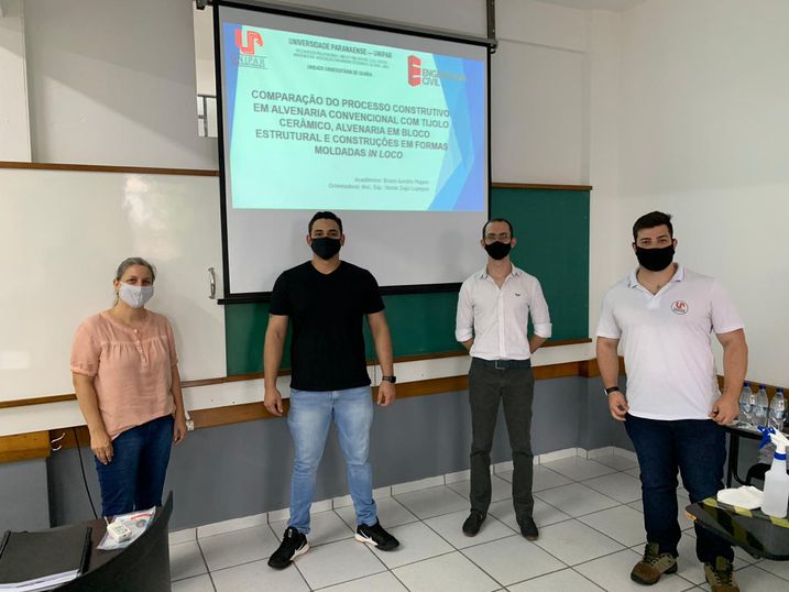 Gratidão. Sentimento é compartilhado entre professores e alunos ao final das apresentações