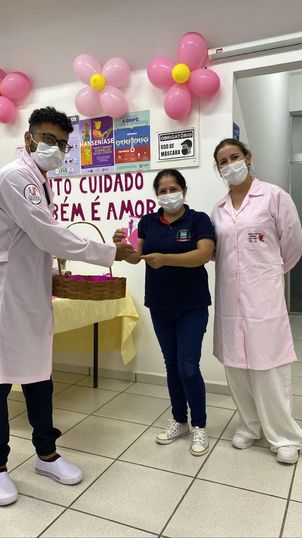 Enfermagem promove campanha de prevenção em conscientização para mulheres.