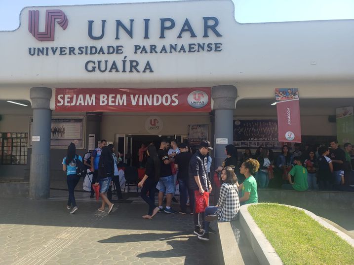 Mais de 400 alunos do ensino médio passam pelo Câmpus da Unipar
