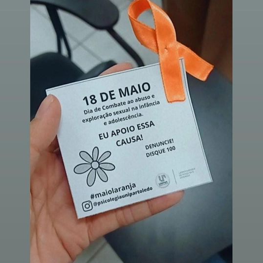 Psicólogo apresenta o livro Rabicho e o Carinho Esquisito.