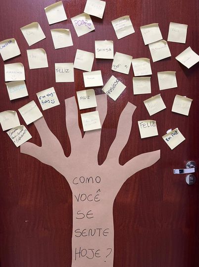 Curso Enfermagem promove palestra ligada à campanha Setembro Amarelo.