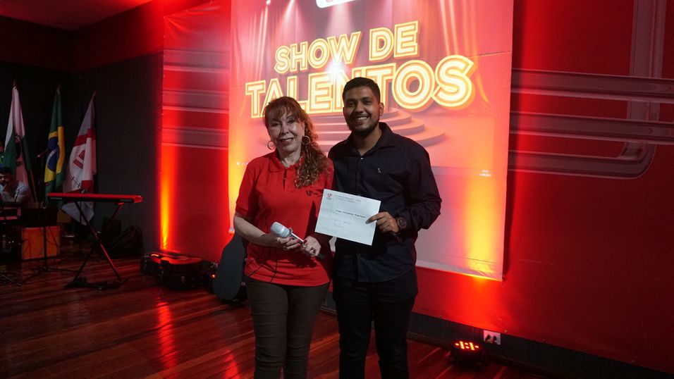 Unipar promove mais uma edição do Show de Talentos.