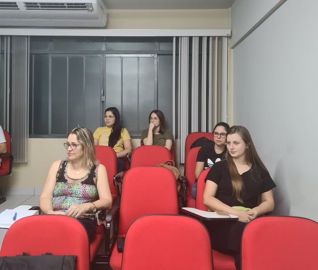 Cascavel inicia MBA em Gestão de Cooperativas de Crédito.