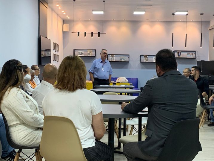 Novos Membros da COLAP/UNIPAR assumem seus cargos.