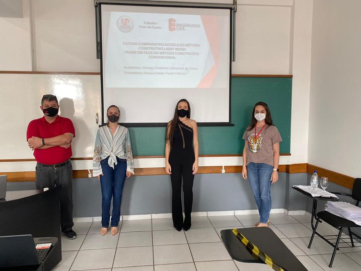 Gratidão. Sentimento é compartilhado entre professores e alunos ao final das apresentações