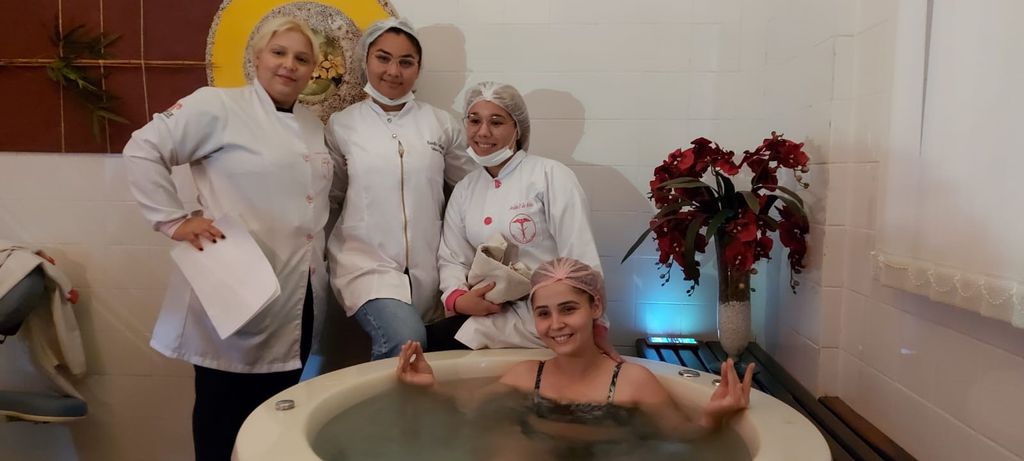 Estética e Cosmética finaliza atividades de Terapias Alternativas e Técnicas de Spa.