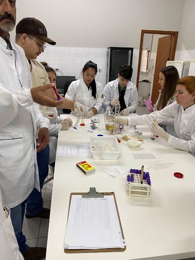 Atividade prática marca o início do projeto de ensino Produção Animal Sustentável.